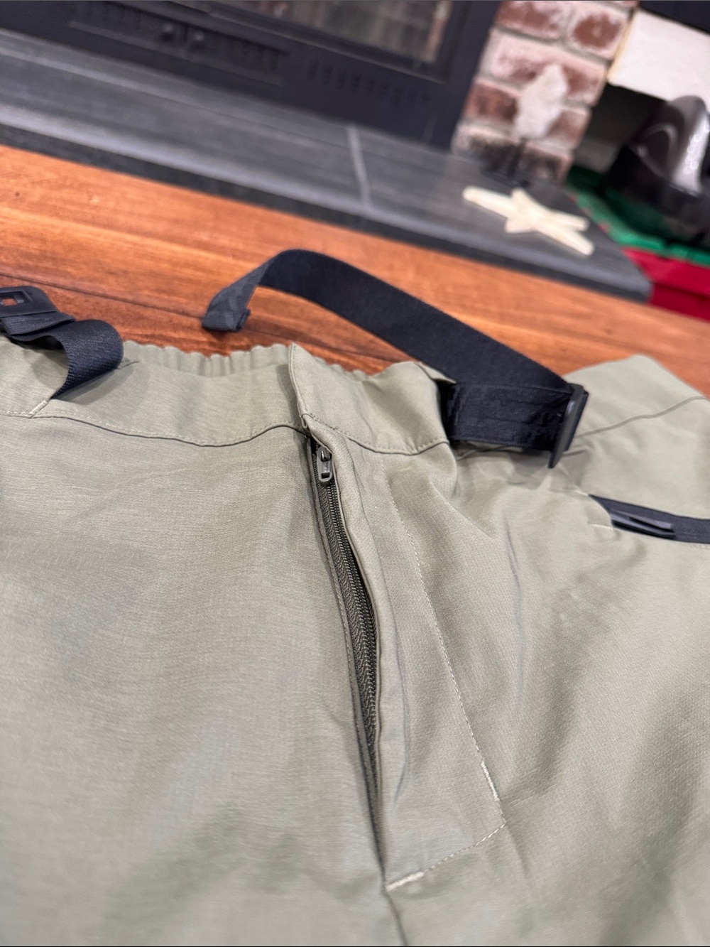 adidas Terrex Olive Green Outdoor Hybrid Shorts - Picture 5 of 10